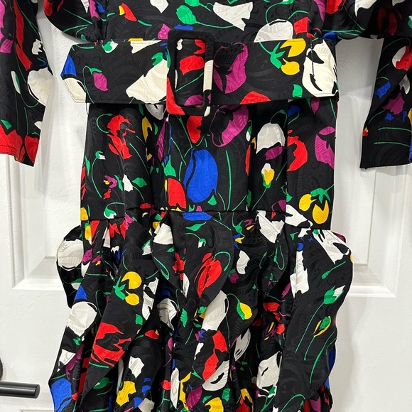 St. Gillian Vintage 100% Silk Long Sleeve Ruffled Dress - Picture 3 of 8